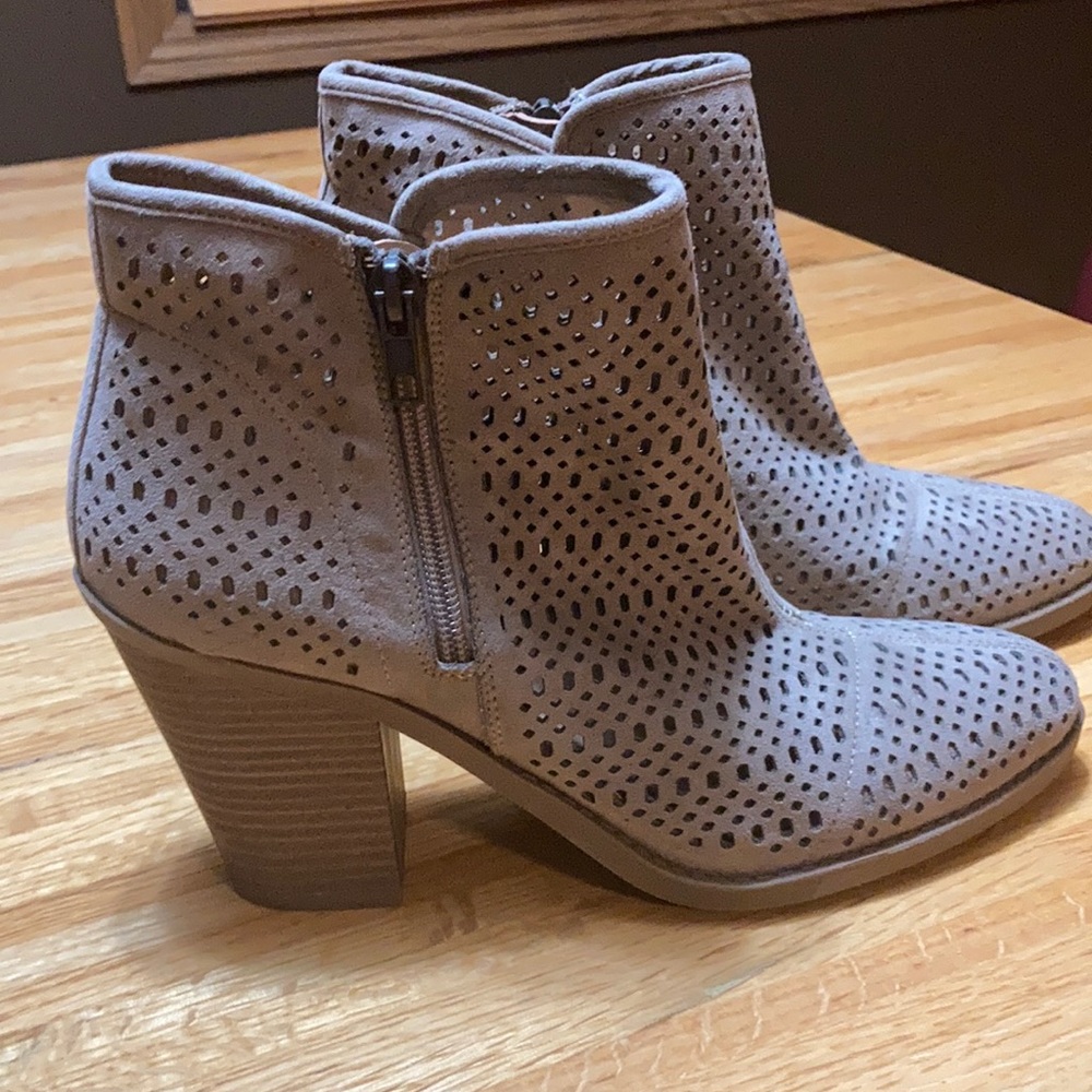 Espirit Tan Low Boots